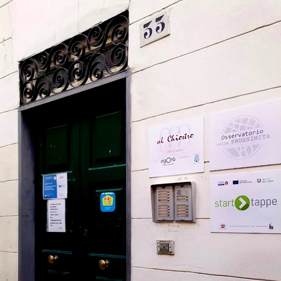 Ingresso Al Chiostro di Santa Maria di Castello a Genova